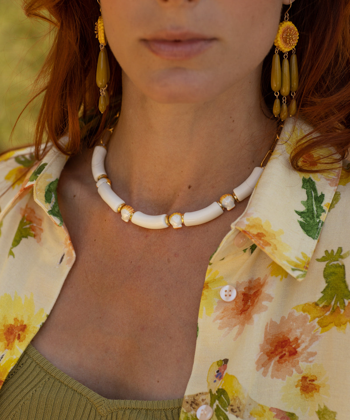 Collier coquillages & perles blanches