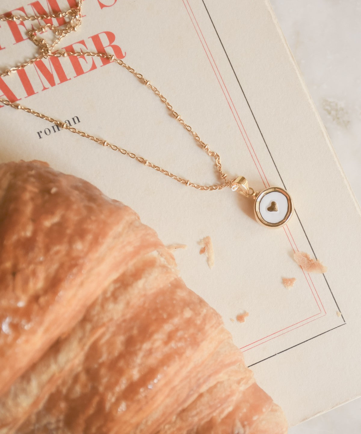 bijou collier réversible mon amour et coeur doré en porcelaine peinte à la main