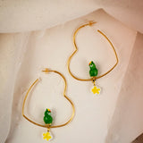 bijou boucles d'oreilles créoles coeur et animal perroquet vert en porcelaine peinte à la main