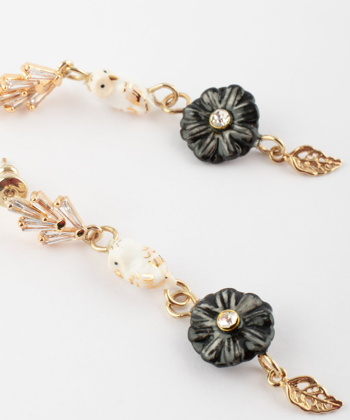 Longues boucles d'oreilles chardon, chouette & feuille dorée