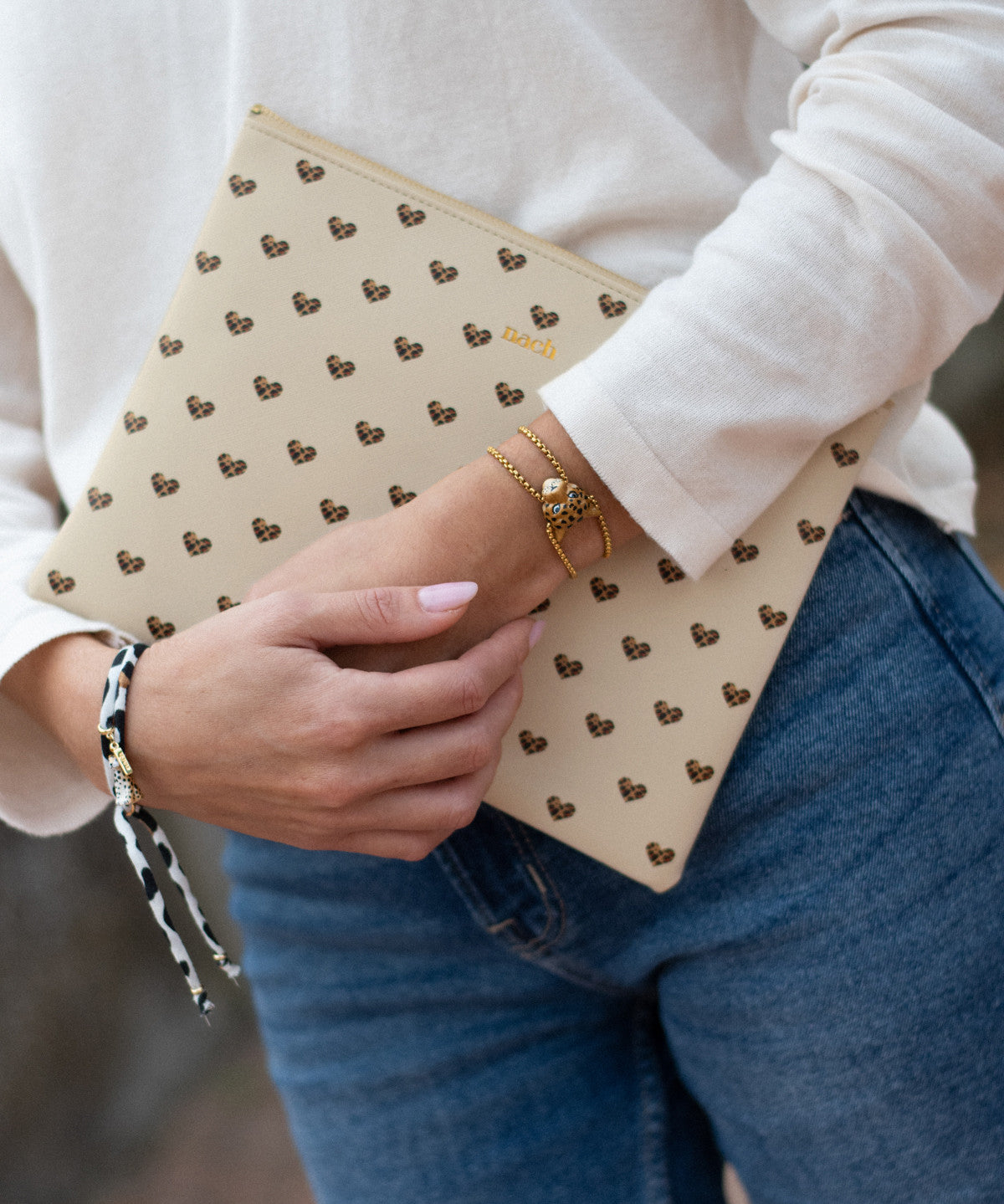 Pochette coeurs léopard
