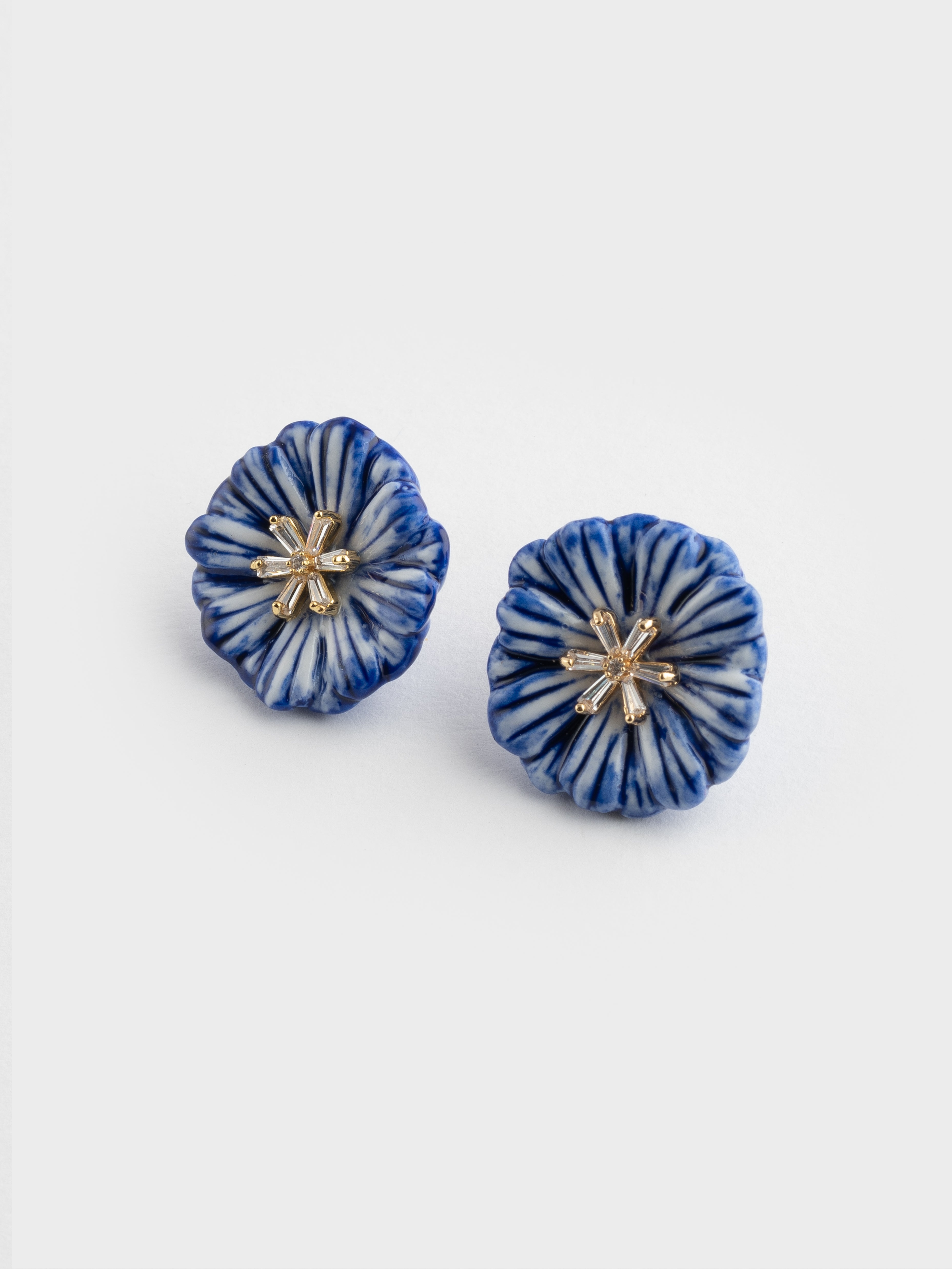 Puces d'oreilles chardon bleu